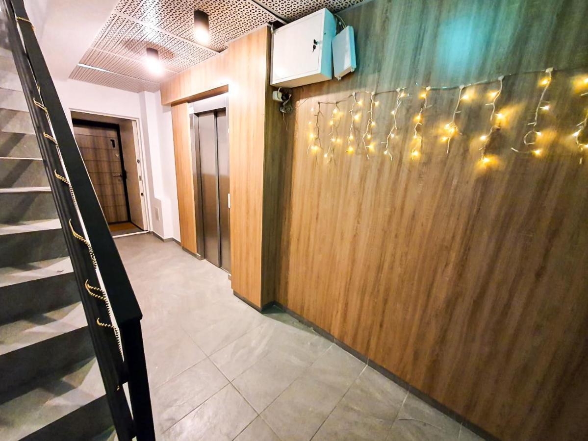 Ferienwohnung Urban Retreat: Industrial Chic 1Br Ap - Heart Of Bukarest Exterior foto